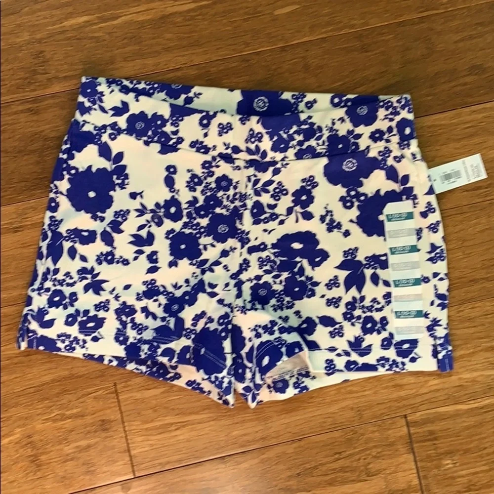 NEW OLD NAVY Girls Blue/White Floral Shorts Sz L